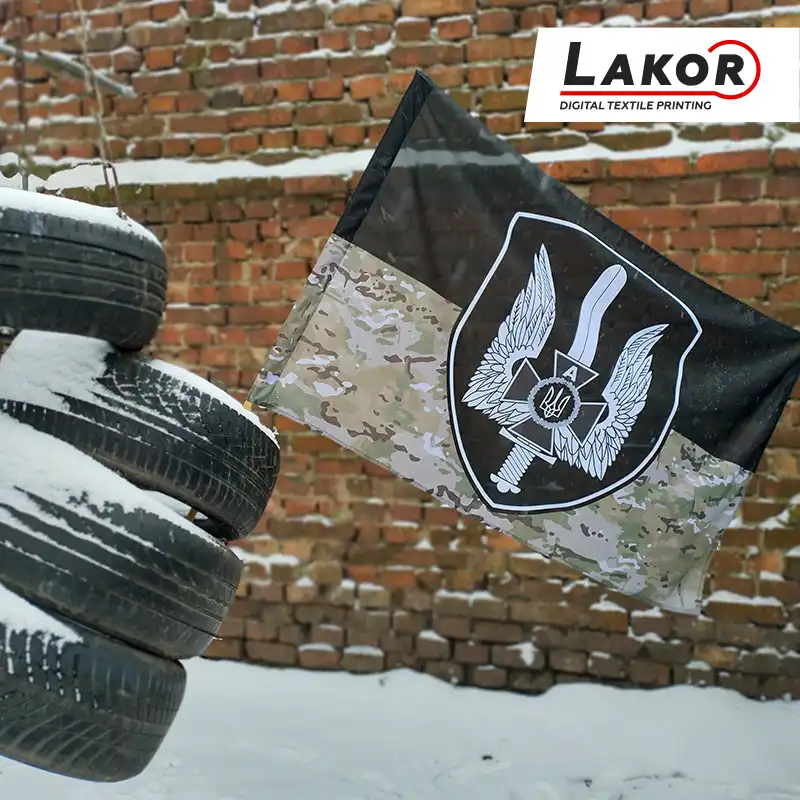 Виготовлення прапорів на прапорній сітці